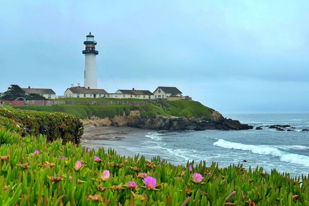 california-coast-lighthouse-hotel