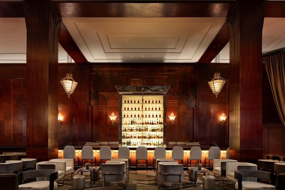 Downtown SF last historic bars and saloons