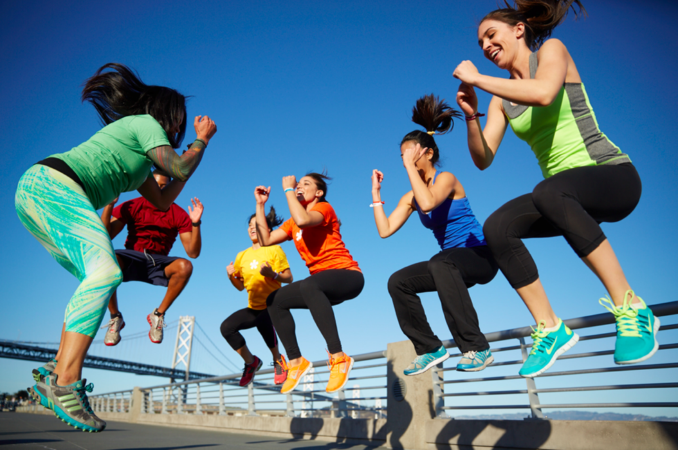 Twerking Around the City with Fitmob