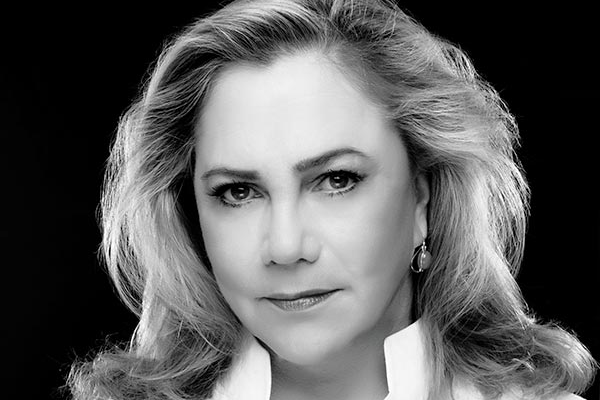 Q&A with Theater Powerhouse Kathleen Turner