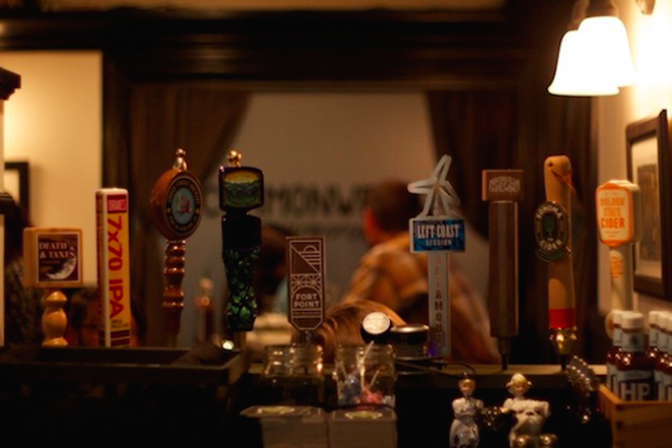 East Bay Eats: Paleo Dining, Holi Celebration, and a New Pub