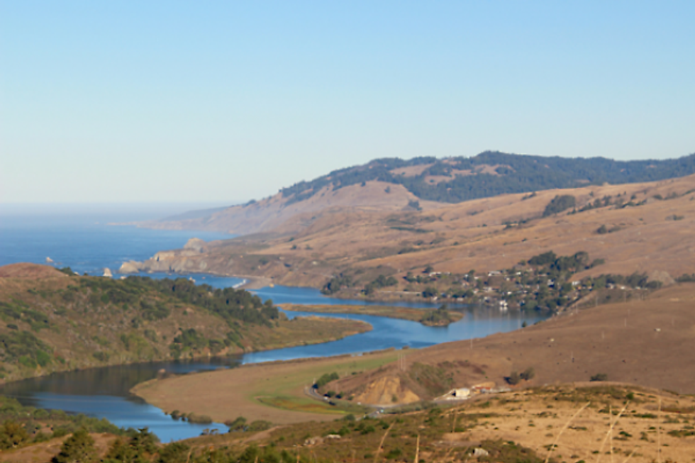 Take a Hike: Red Hill Is Perf for Picnics