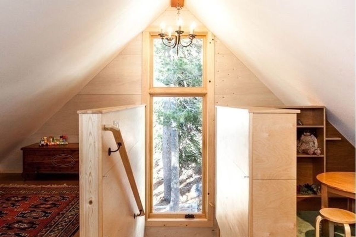 House Tour: A Renovated Cabin Becomes a Minimalist Haven in Truckee