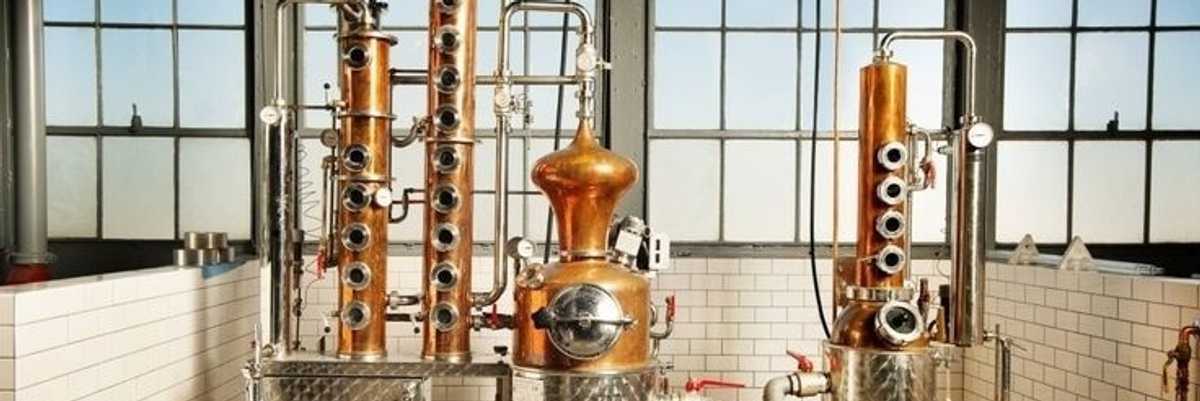 5 Bay Area Distilleries That Lift Our Spirits