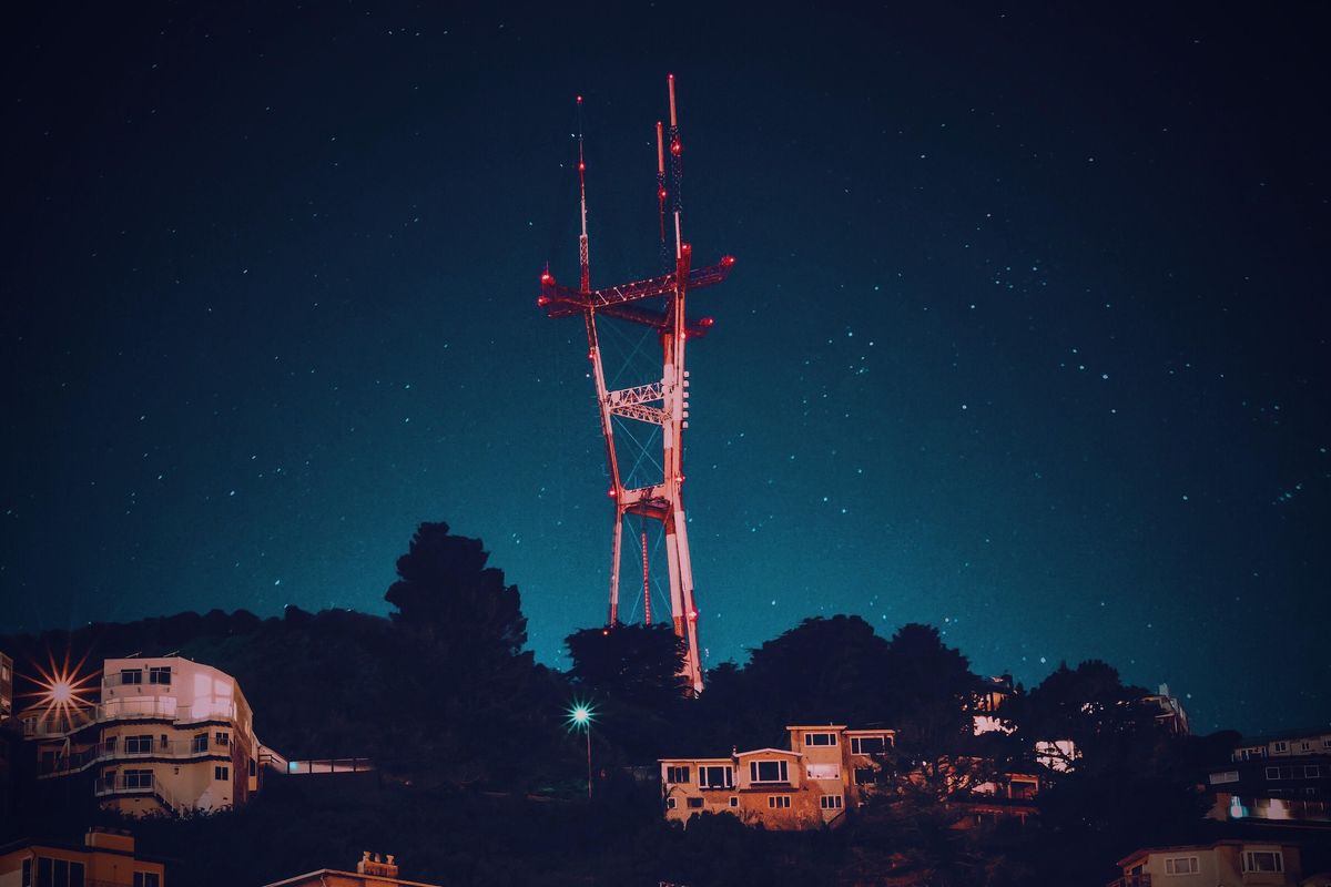 6 Twinkling Night Hikes With Spectacular Bay Area Views