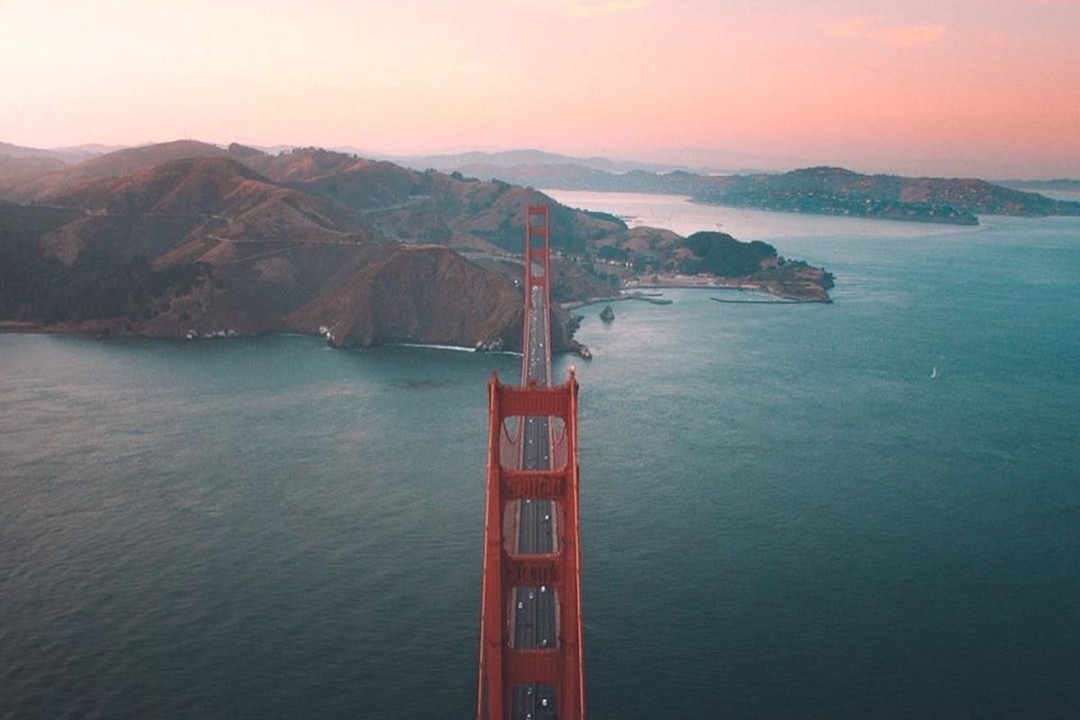 14 Gratuitously Magnificent Photos of the Golden Gate Bridge