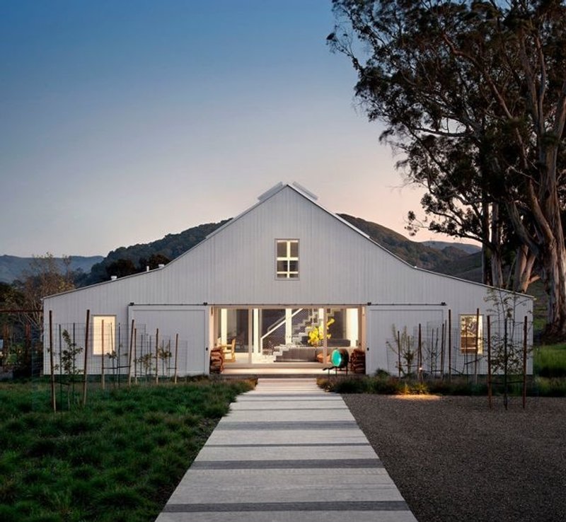 California Barn Home Architecture