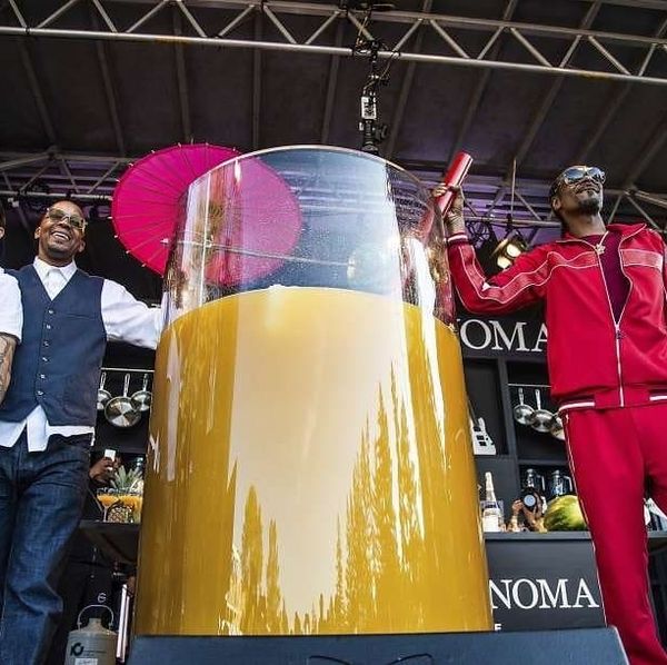 ICYMI: Snoop Dogg sets world record for giant gin and juice at Bottlerock
