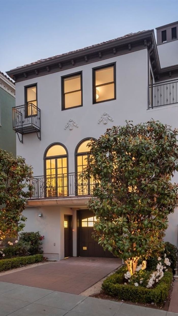 $5 million Chestnut Street home has views of the Palace of Fine Arts