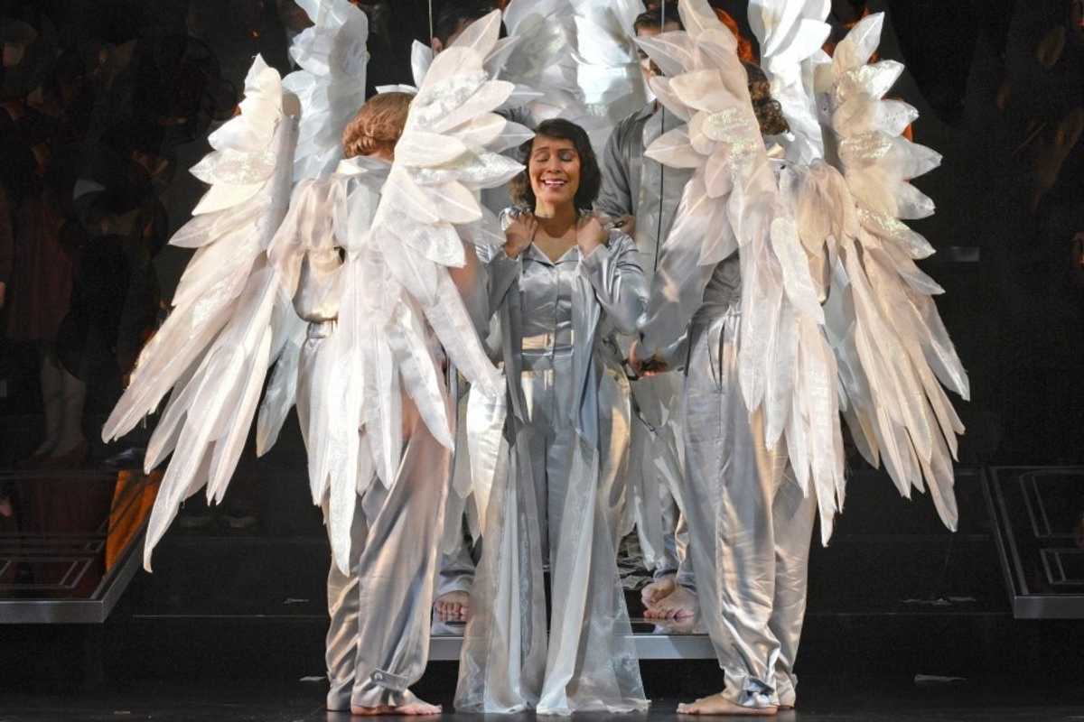 San Francisco Opera hosts West Coast premiere of 'It's a Wonderful Life'