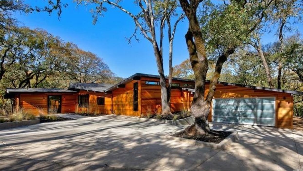 Midcentury modern retreat with picture windows and pool in Sonoma asks $2.6 million