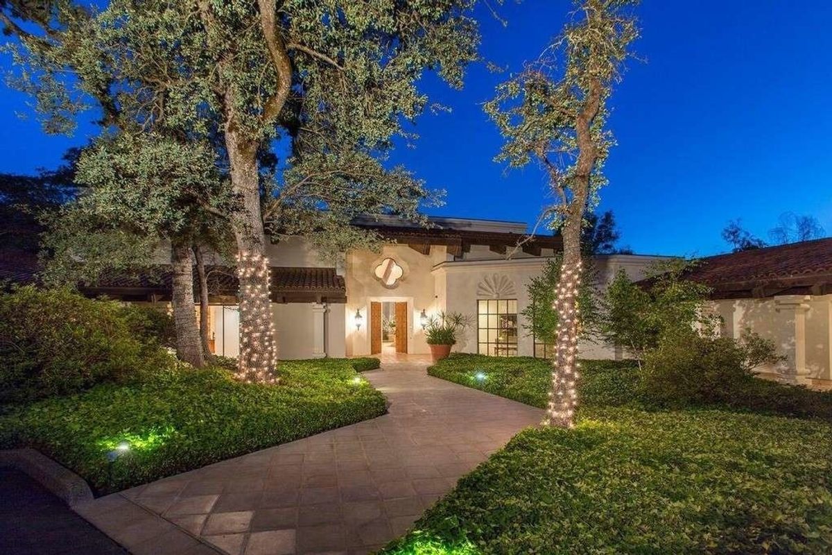 A peek inside Gavin Newsom's new Sacramento home + more topics to discuss over brunch