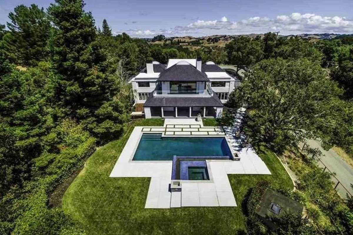 Asking $4.7 million, this Orinda estate is sexy and modern