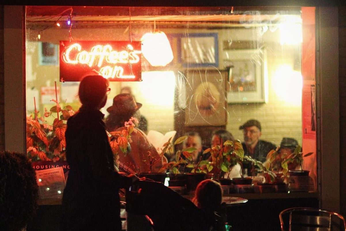 6 Spots for Poetry Readings and Open Mic Nights in SF