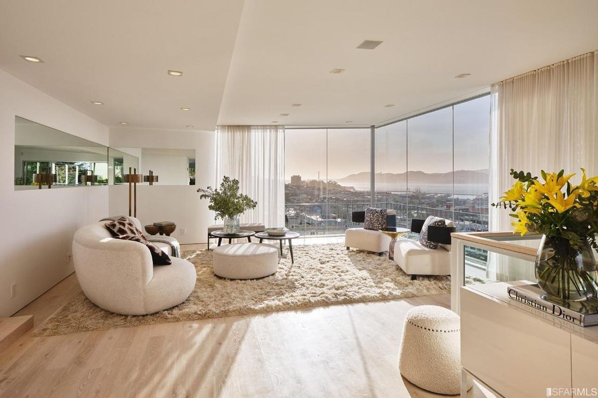A Contemporary Telegraph Hill Home With $10 Million San Francisco Views