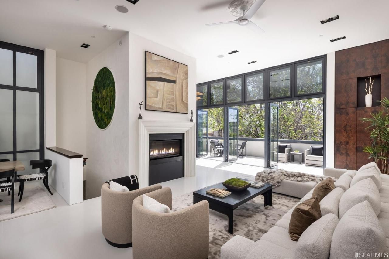 Video House Tour: Incredible modern penthouse overlooking South Park asks $5 million
