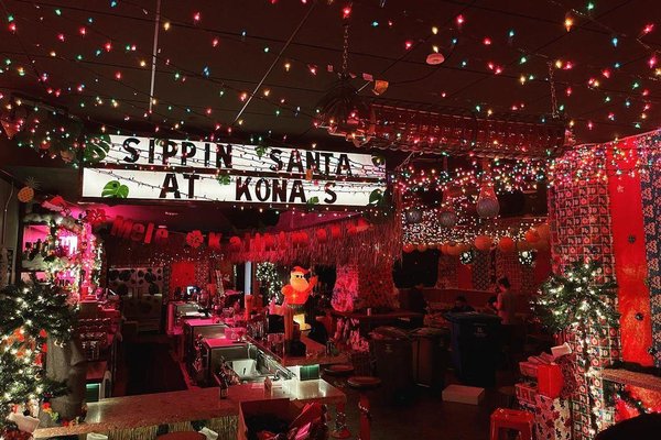 Christmas Cocktail Bars, Fancy Teas, Ice Skating + More Holiday Traditions in San Francisco