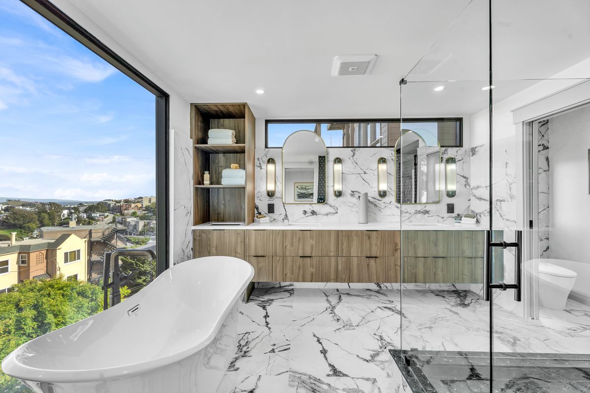 State-of-art renovation breathes new life into a 1951 home on Twin Peaks Boulevard