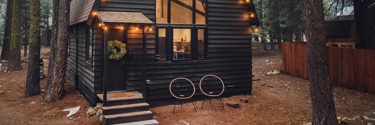 5 Magical California Cabin Rentals—From Big Sur to Lake Tahoe