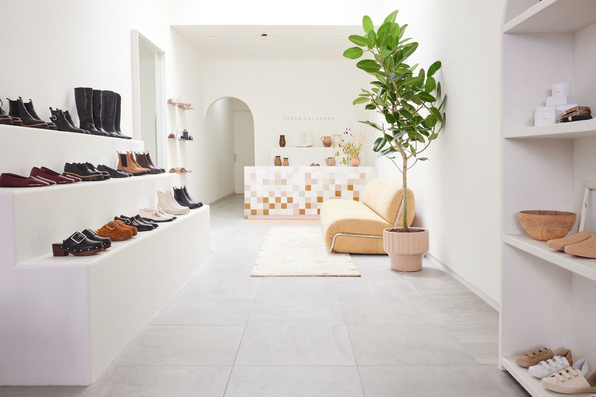 San Francisco shoe girls rejoice as Freda Salvador returns to Fillmore Street (+ launches handbags!)