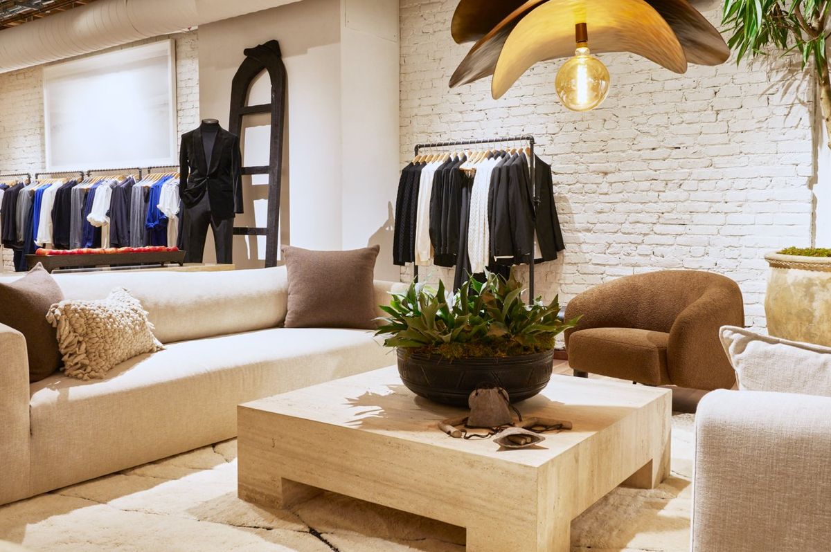 New Banana Republic flagship brings blast of fresh air to Union Square + more local style scoop