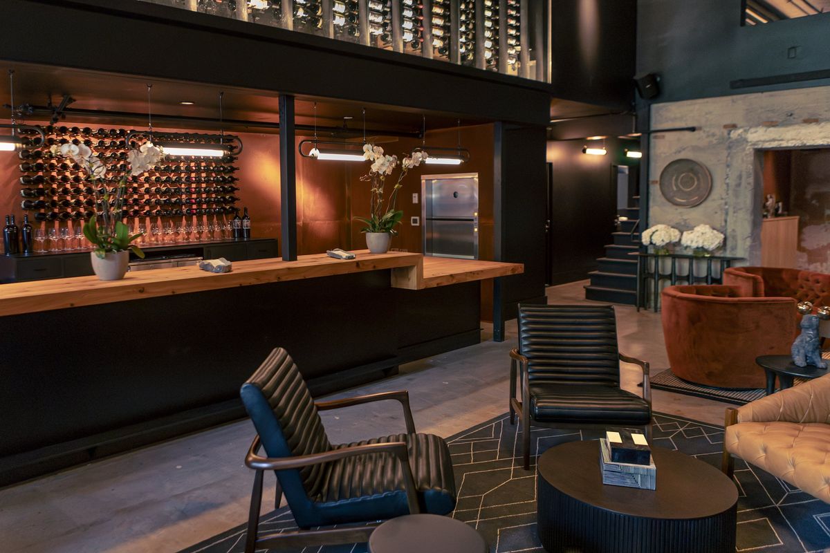 Weekend in St. Helena: New wine tasting rooms + restaurants re-energize the small Napa town