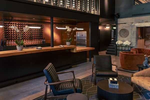 How to Spend the Perfect Weekend in St. Helena Now
