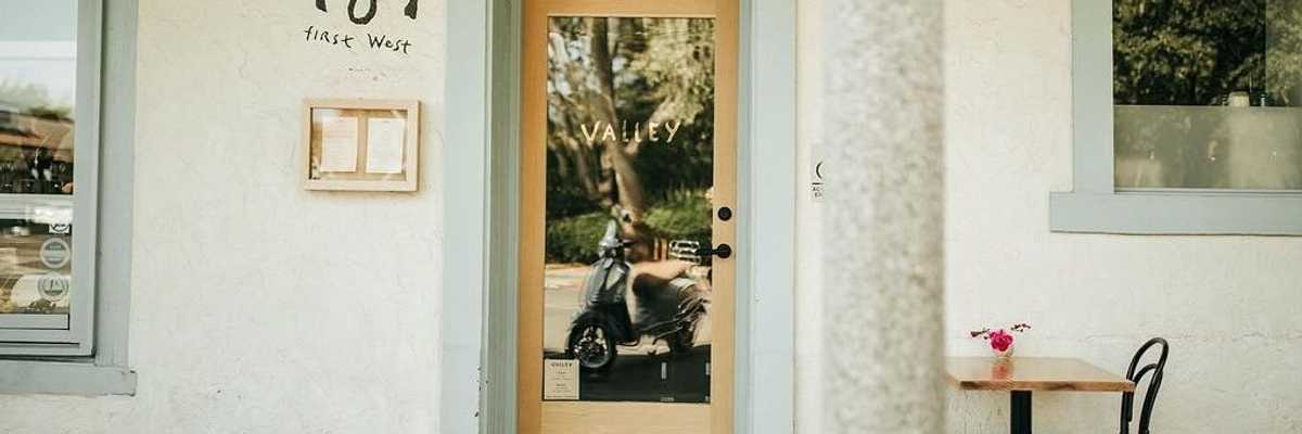 Fresh restaurants + recently renovated hotels make downtown Sonoma ripe for a revisit.