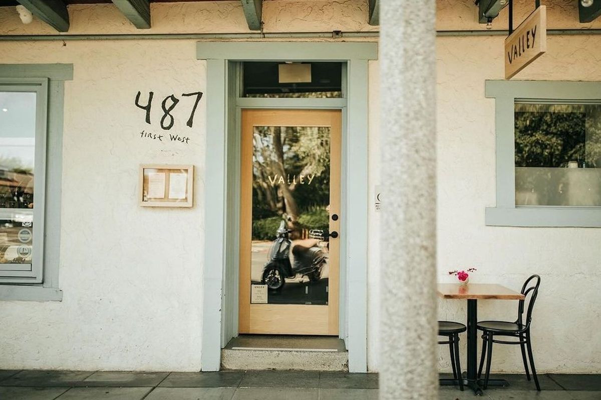 Fresh restaurants + recently renovated hotels make downtown Sonoma ripe for a revisit.