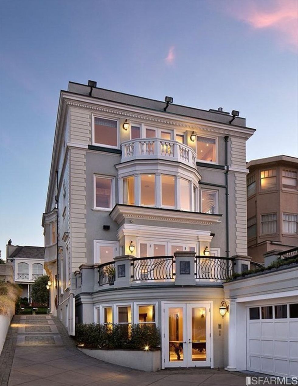 This House Cray: 164 Sea Cliff Avenue