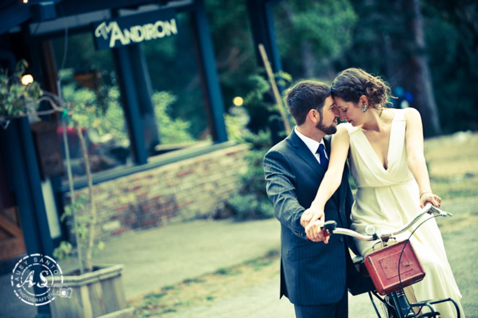 Pies and Personal Touches Make a Perfect Ceremony