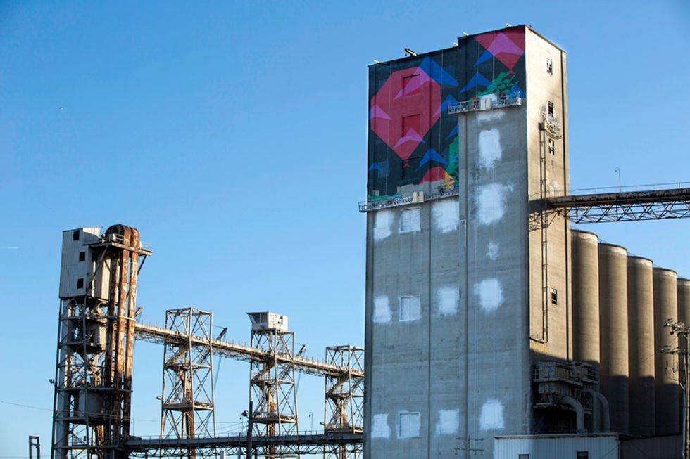 Scenes of the City: Pier 92 Grain Silo Art Project