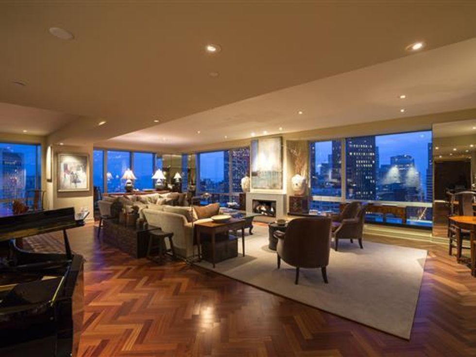 This House Cray: Inside a Stunning Four Seasons Corner Penthouse for $11M