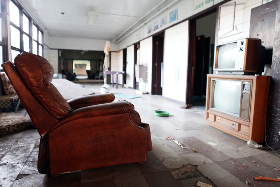 Scenes of the City: SF Police Athletic Club Decays in Hunters Point Shipyard