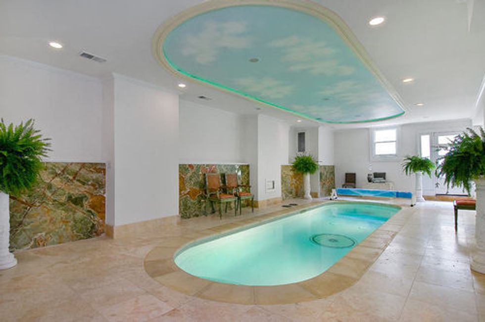 Property Porn: A Pac Heights Mansion With Indoor Pool for $6.5M