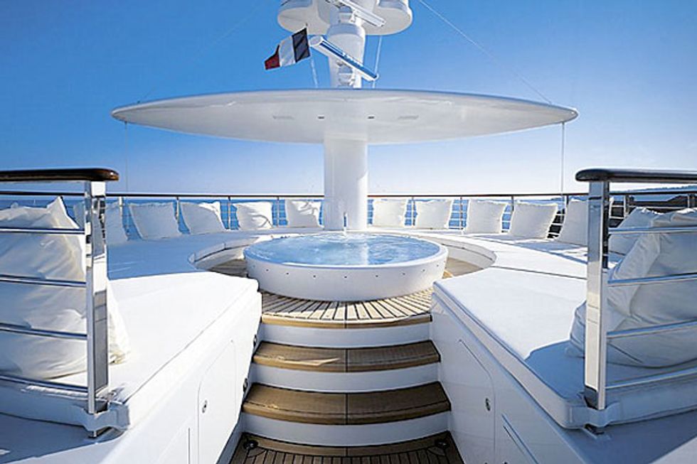 Andrey Melnichenko’s $323M Philippe Starck Yacht Spotted in SF Bay