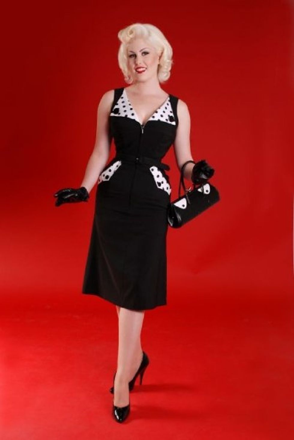 Vixens in Training: Perfect Your Pin-Up Style @ Bombshell Betty's Retro Styling Workshop