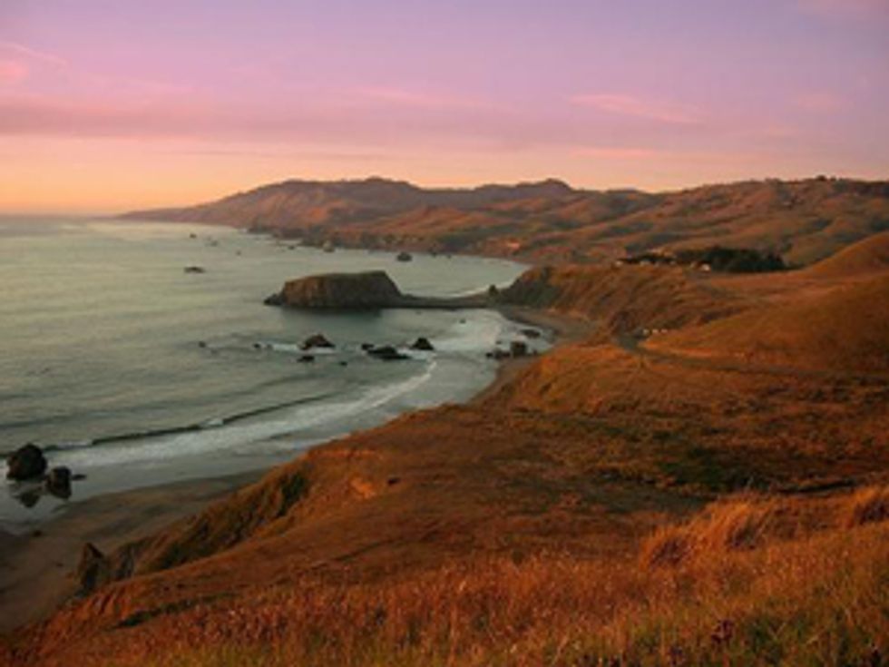 Weekend Sherpa: Hiking the Sonoma Coast's Beaches