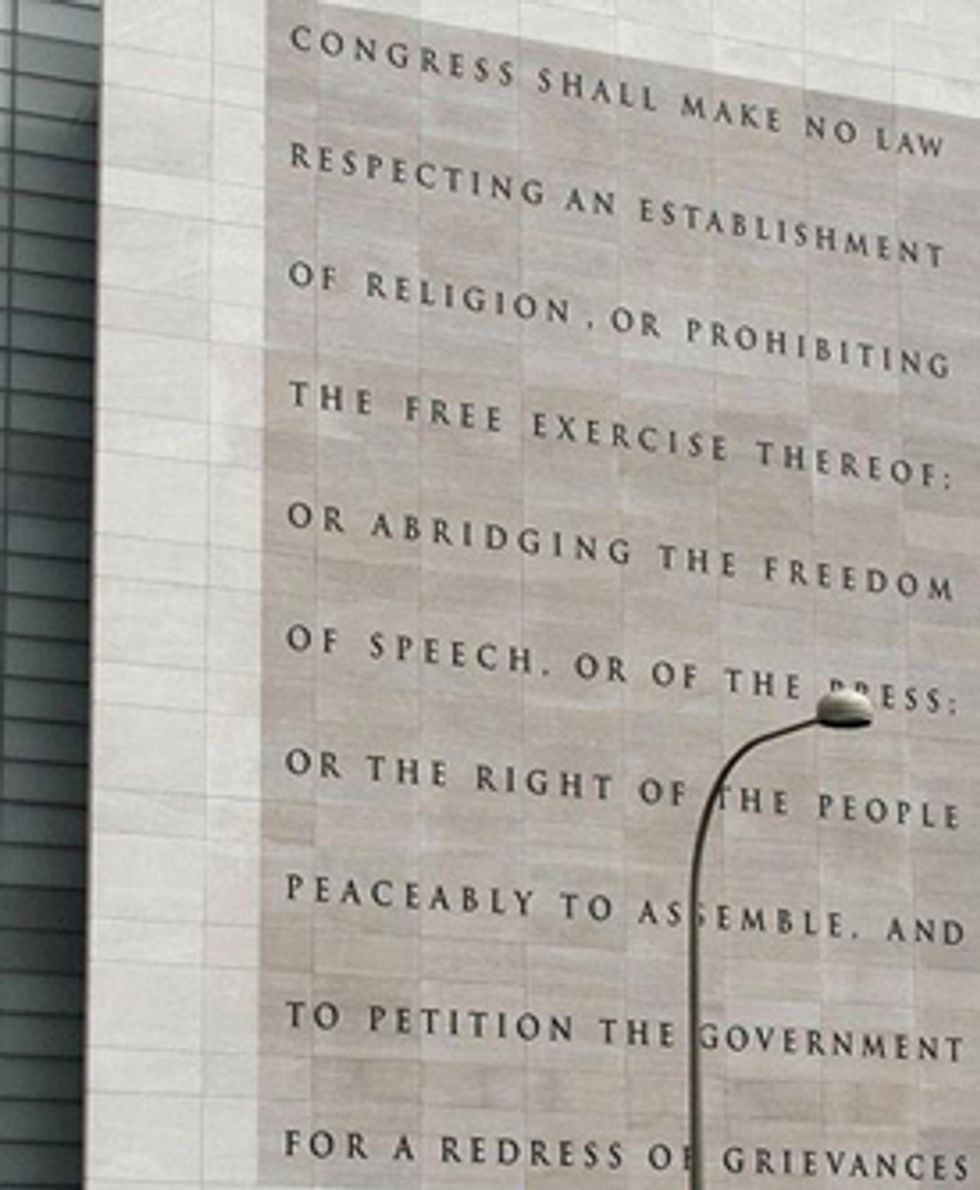 Twitter Upholds Bay Area Tradition by Defending First Amendment in WikiLeaks Case