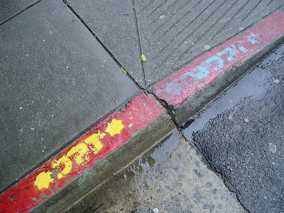 Parking Quiz Answer: How to Decode Confusing Colored Curbs