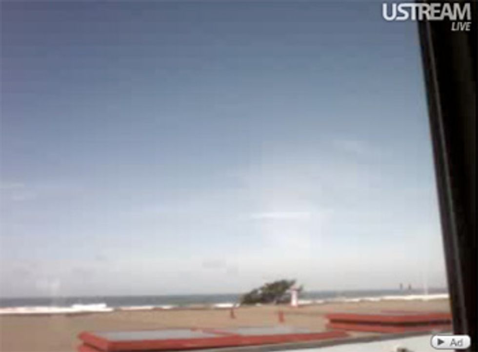 Live Tsunami Cam Pointed At Ocean Beach For Your Viewing Pleasure