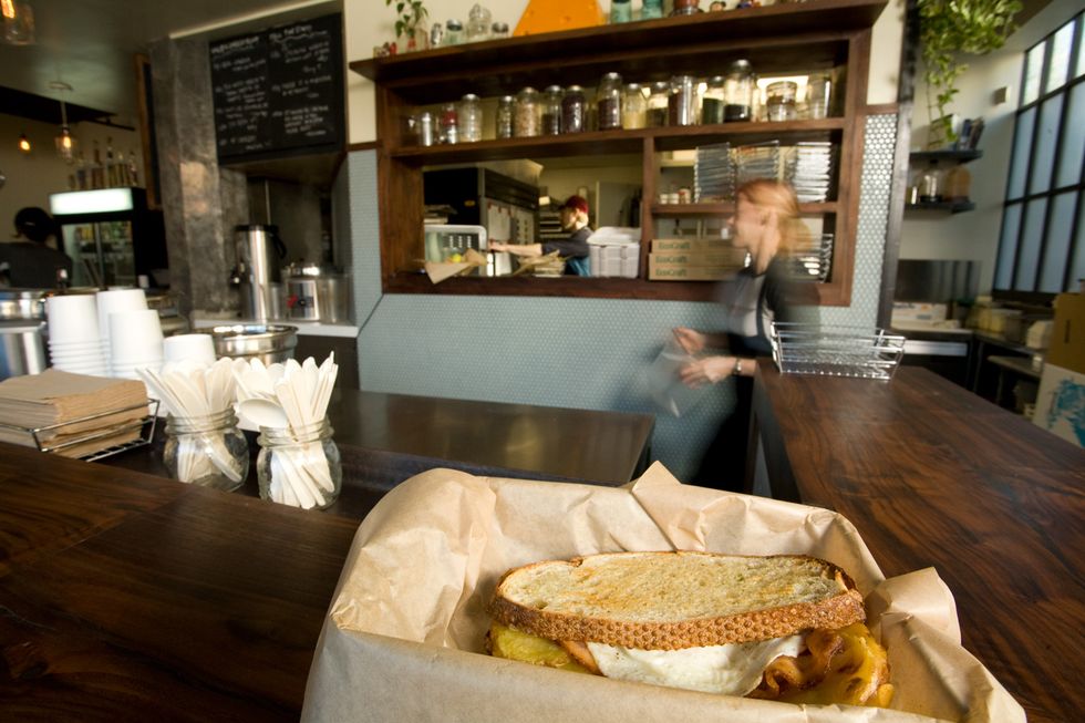 Grilled Cheese Sandwiches: Still Hot