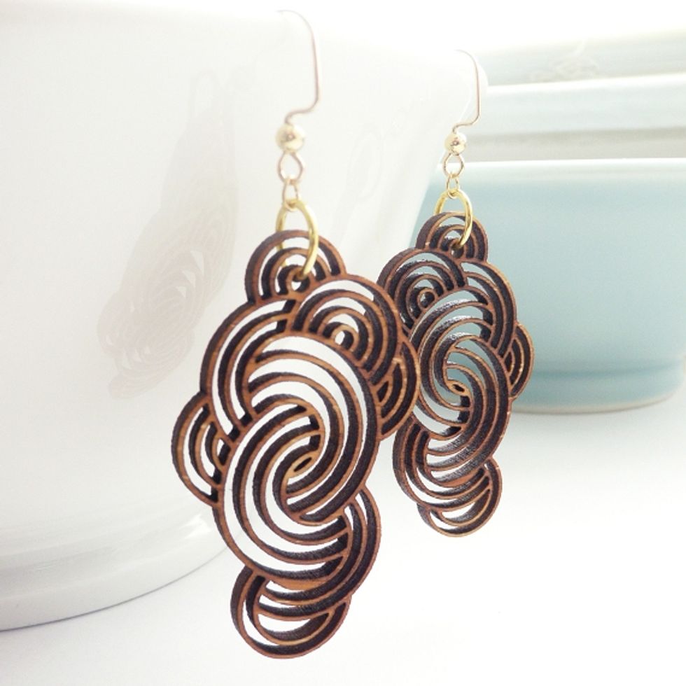 What’s the Deal: Harbinger Co., Colleen Mauer, Gap + More