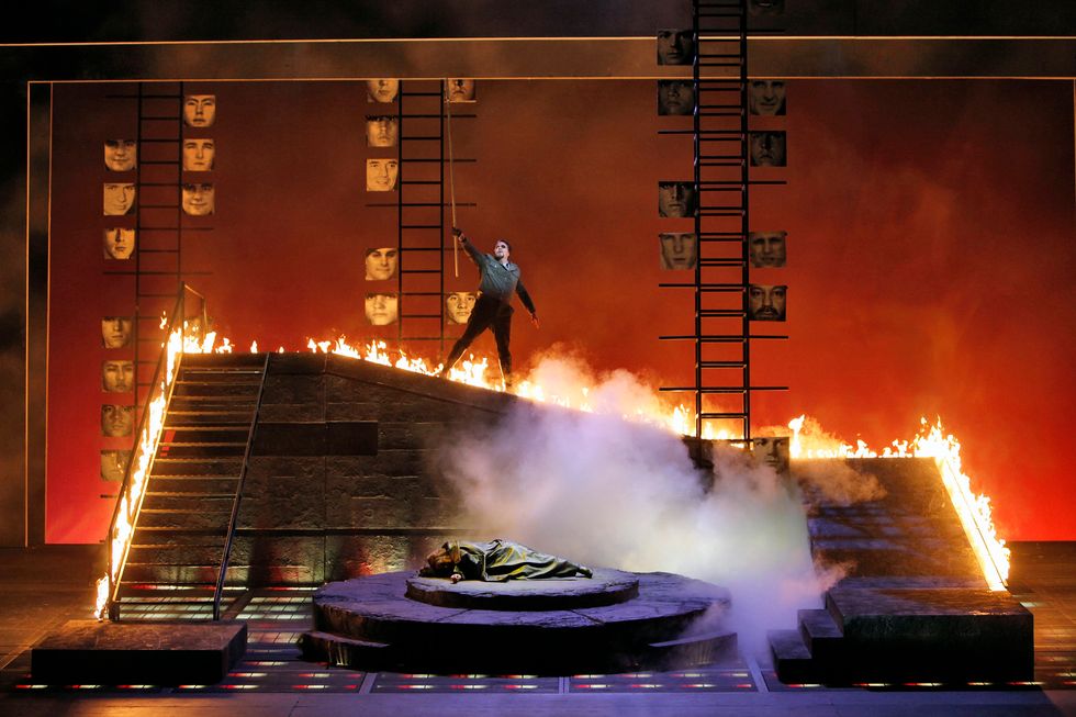 The San Francisco Opera Takes Up Blogging