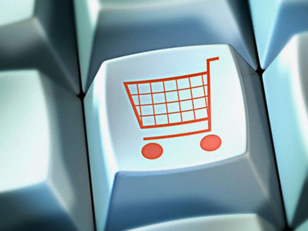 Pssst! Online Shopping is Exploding and -- Men and Women Shop Differently