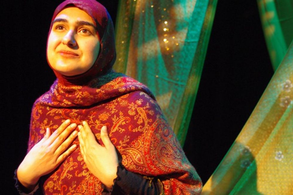 Muslim Culture Unveiled at Brava Theater Center