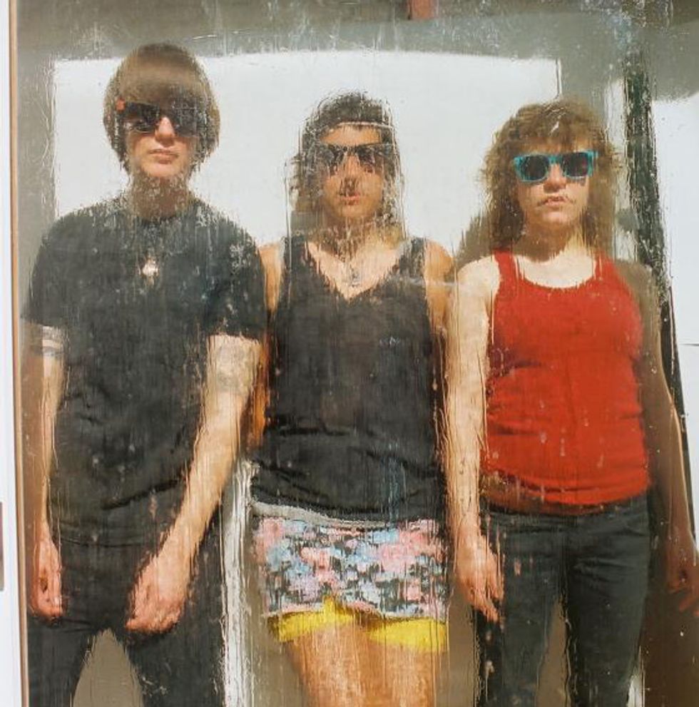 Varying Gradients: Bay Area Glaze Rockers Brilliant Colors Gig at Engine Works