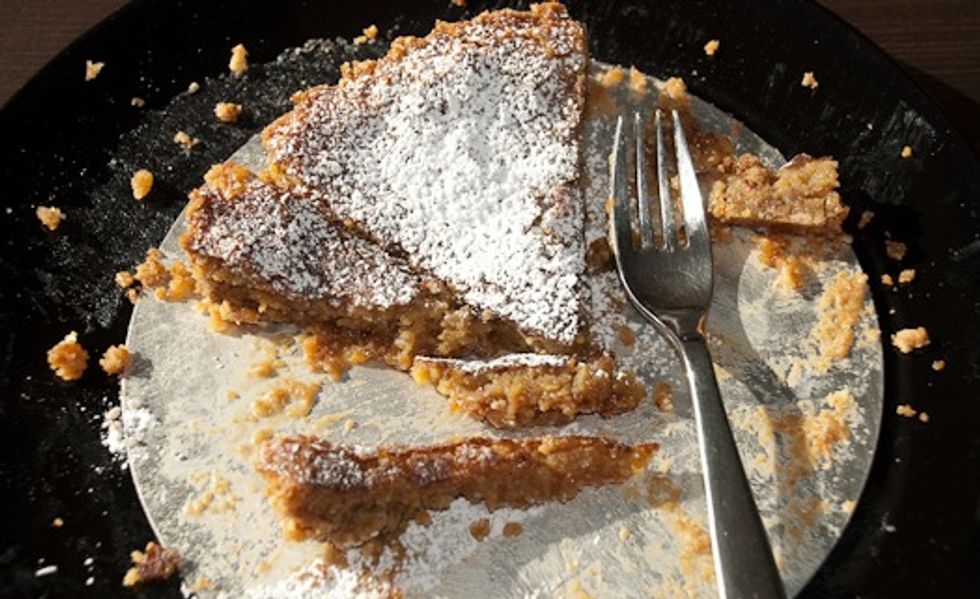 Foodie Agenda: Momofuku and Absinthe Bake Sale (and more)