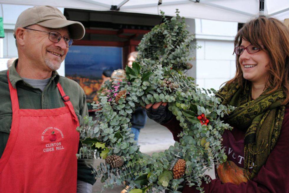 Market Watch: Holiday Decorations, Gifts, Recipes at the Ferry Plaza