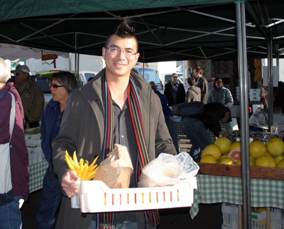 Market Watch: What Winter Citrus Bushi Tei's Chef Michael Hung Gets from the Farmers Market